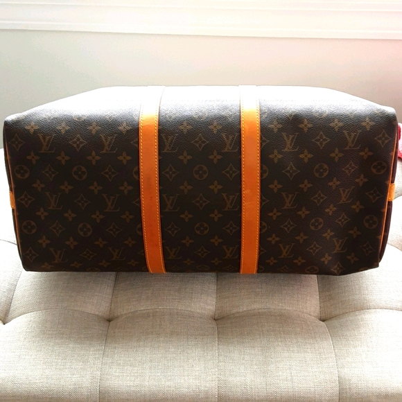 Authentic Louis Vuitton  Bandolier 50 - Picture 5 of 16